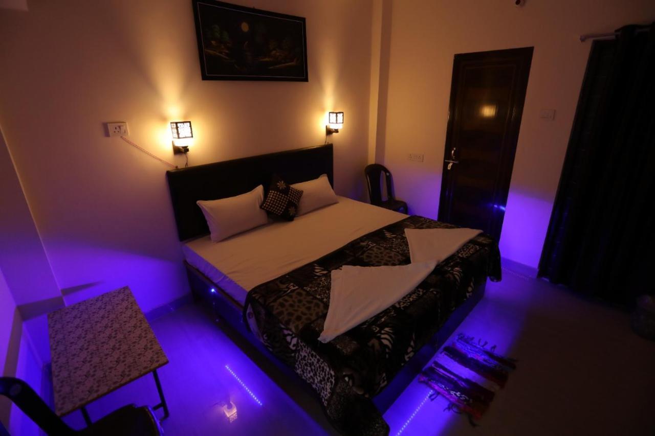 Gully Ghar Hotel Varanasi Exterior foto