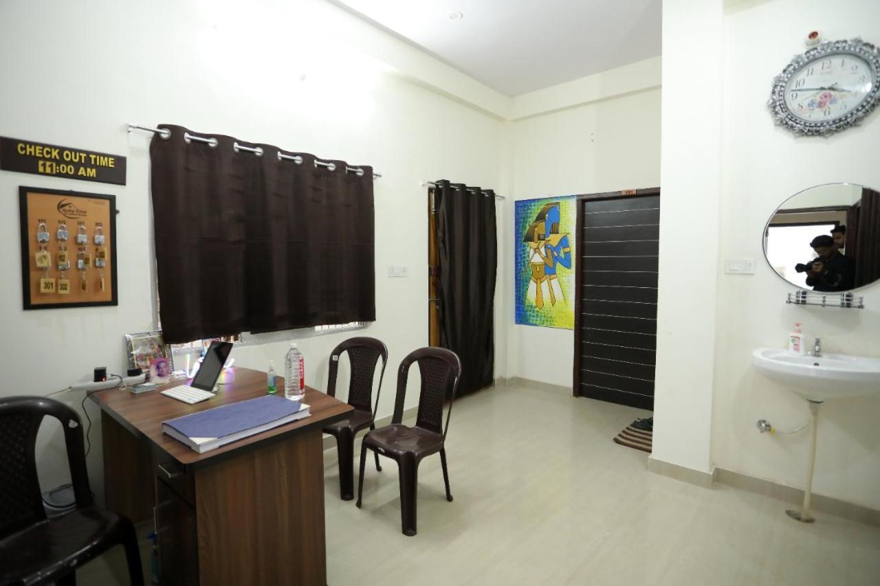 Gully Ghar Hotel Varanasi Exterior foto