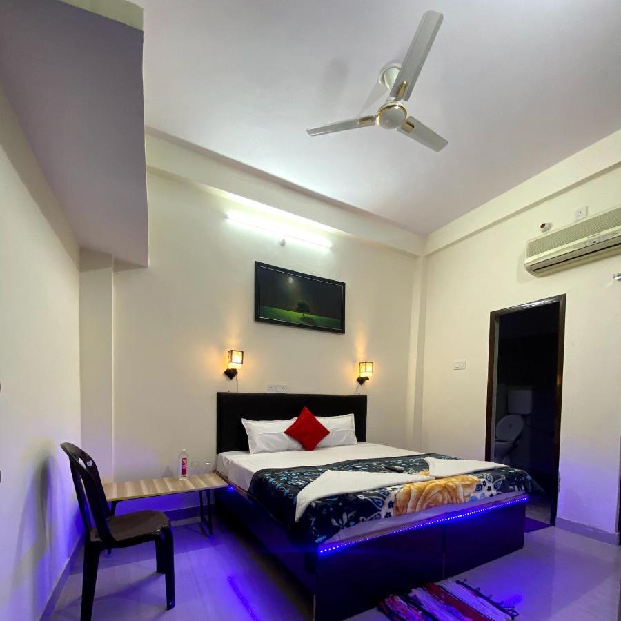 Gully Ghar Hotel Varanasi Exterior foto